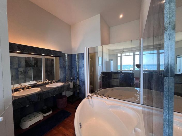 Image No.13-6 Bed Apartment for sale