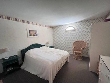 areoek6l7c2ivfbc15