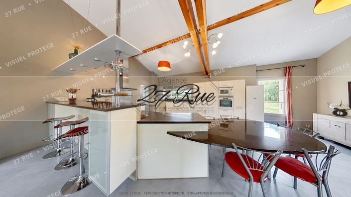 Image No.4-5 Bed Property for sale