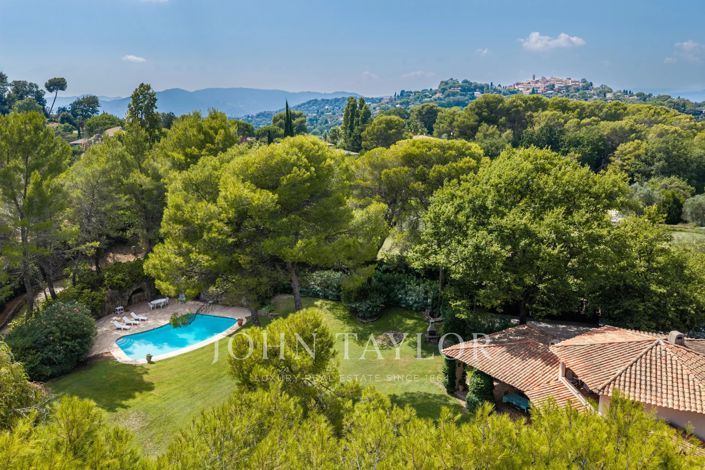 Image No.11-6 Bed House for sale