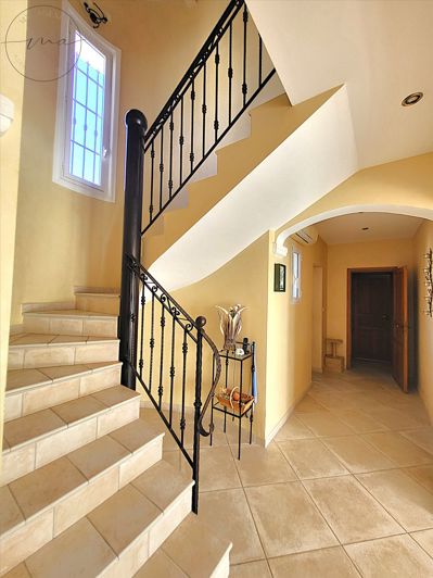 Image No.15-4 Bed House for sale
