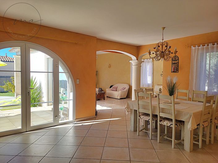 Image No.4-4 Bed House for sale