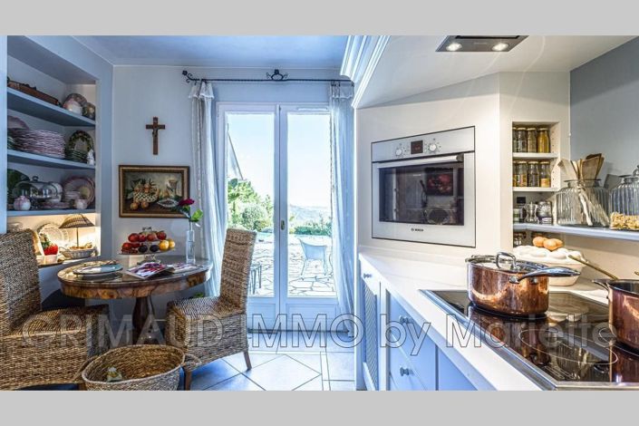 Image No.13-4 Bed House for sale