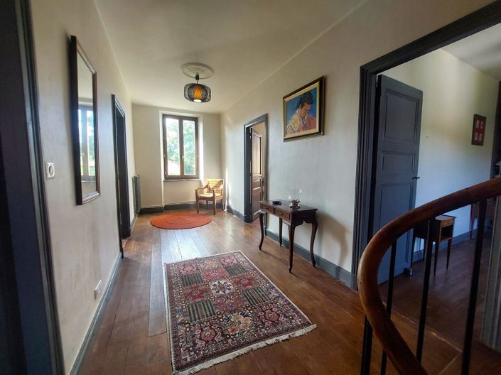 Image No.12-4 Bed Property for sale