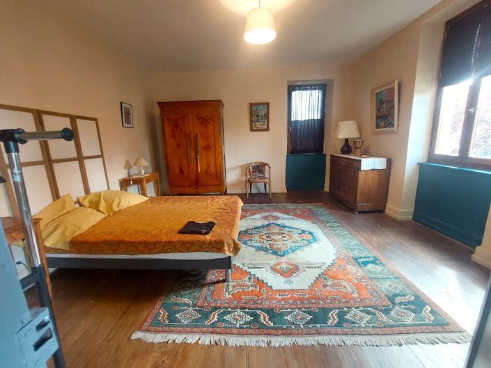 Image No.13-4 Bed Property for sale