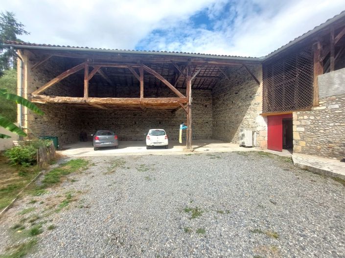 Image No.2-4 Bed Property for sale