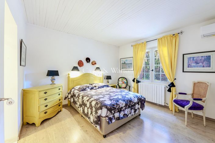 Image No.10-4 Bed House for sale