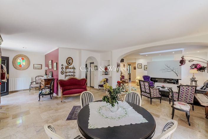 Image No.5-4 Bed House for sale