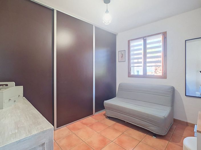 Image No.16-3 Bed House for sale