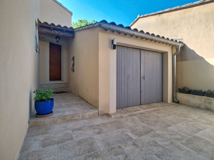 Image No.19-3 Bed House for sale