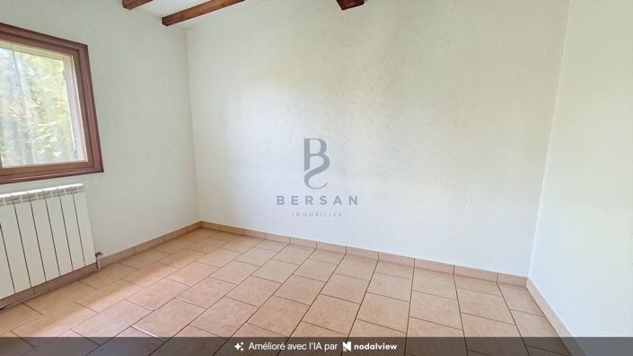 Image No.17-4 Bed House for sale