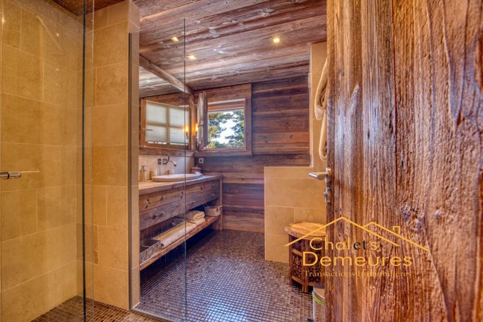 Image No.19-6 Bed House for sale