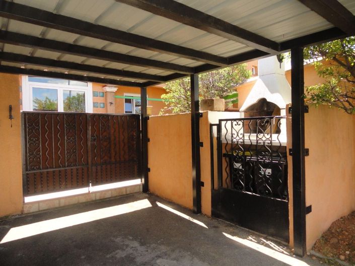Image No.2-4 Bed House for sale