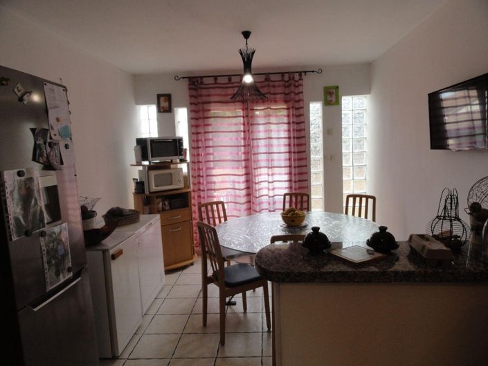 Image No.6-4 Bed House for sale