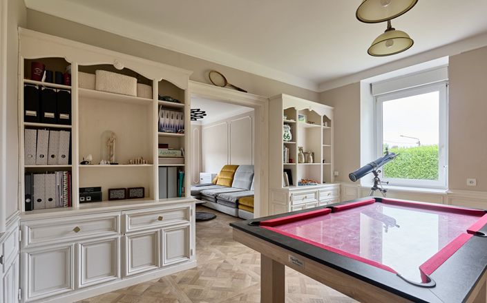 Image No.2-4 Bed House for sale