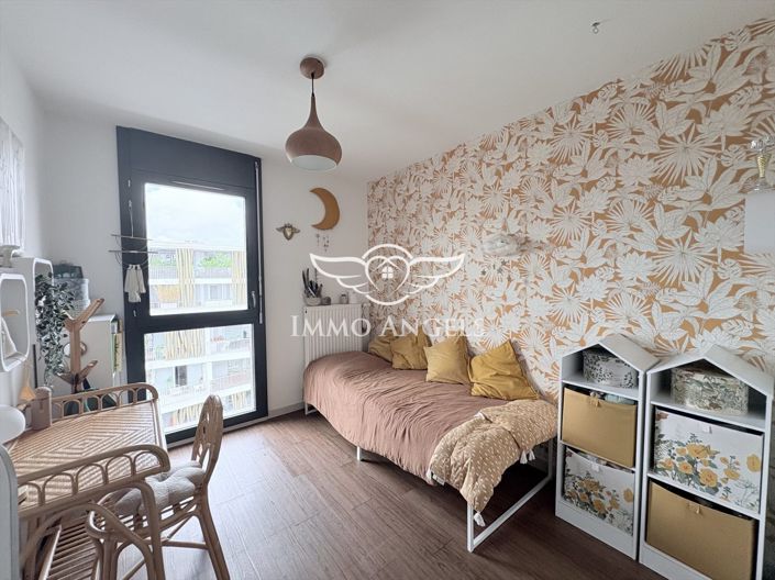 Image No.12-3 Bed Apartment for sale