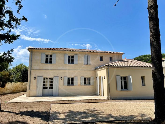Image No.15-4 Bed House for sale