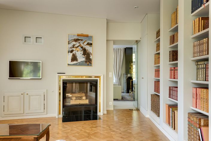 Image No.11-5 Bed House for sale