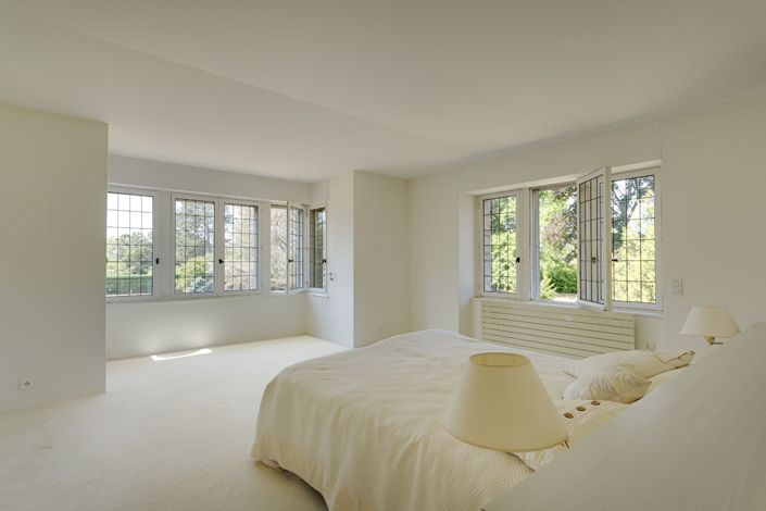 Image No.17-5 Bed House for sale
