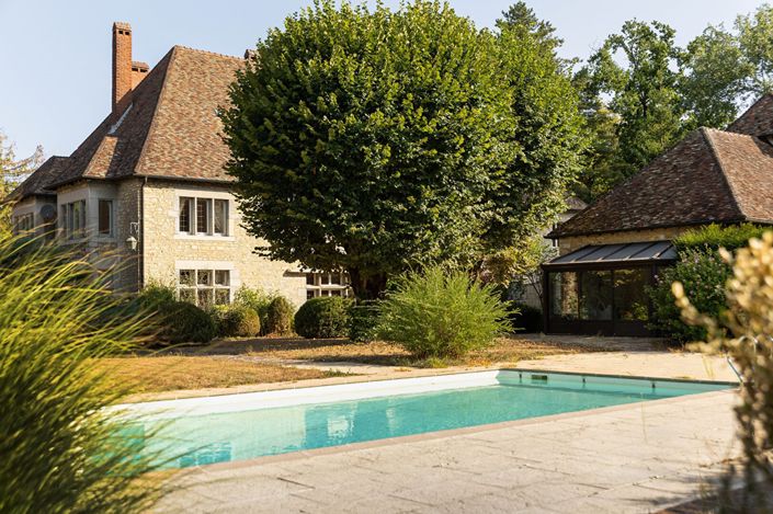 Image No.6-5 Bed House for sale