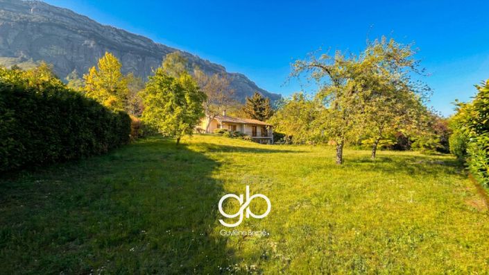 Image No.6-5 Bed House for sale
