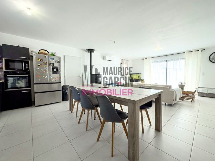 Image No.3-3 Bed House for sale