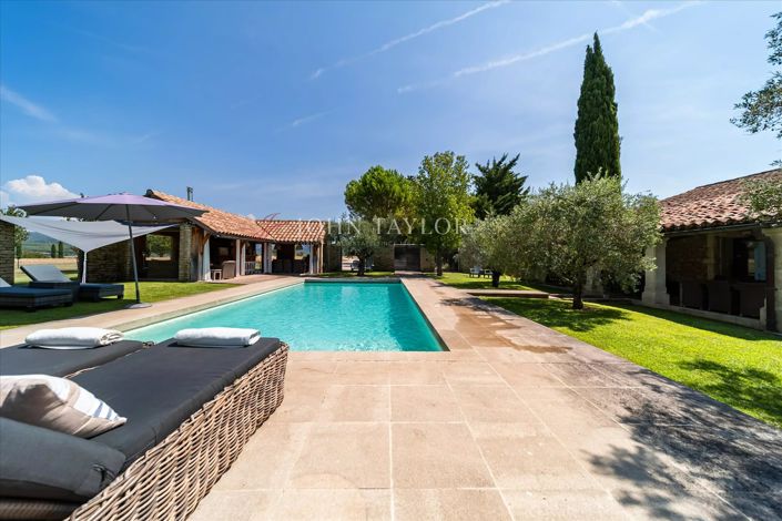 Image No.2-15 Bed House for sale