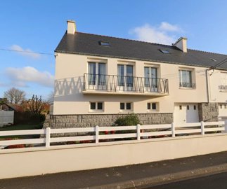 1 - Carhaix-Plouguer, Maison