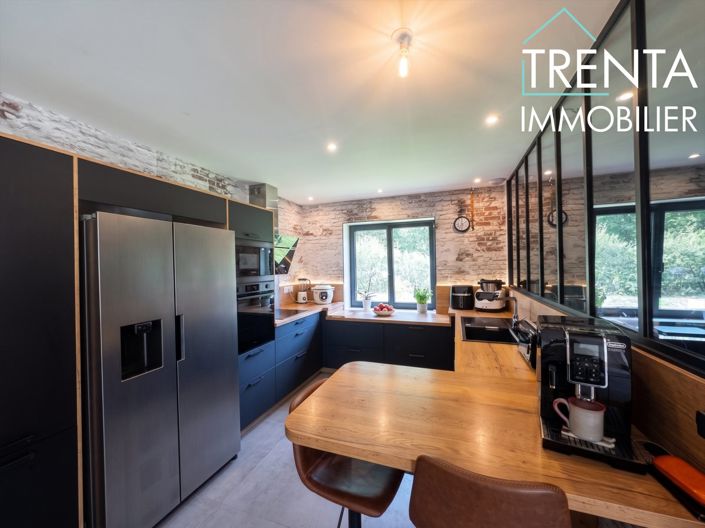 Image No.7-2 Bed Property for sale