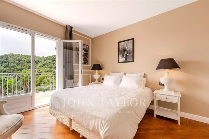 Image No.11-6 Bed House for sale