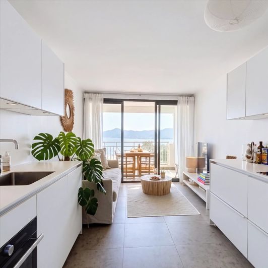 Image No.3-Appartement de 1 chambre à vendre à Cannes