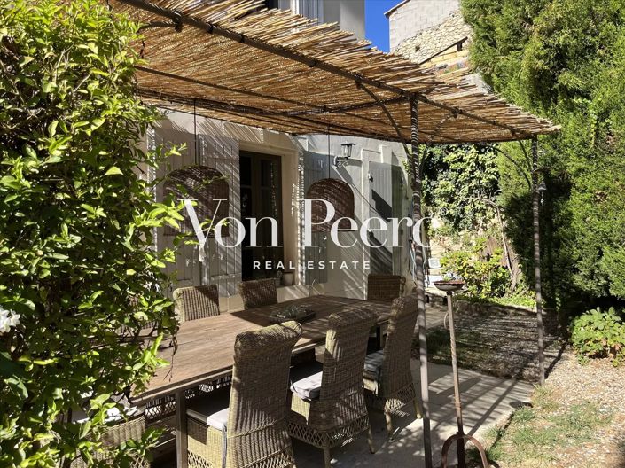Image No.2-5 Bed House for sale