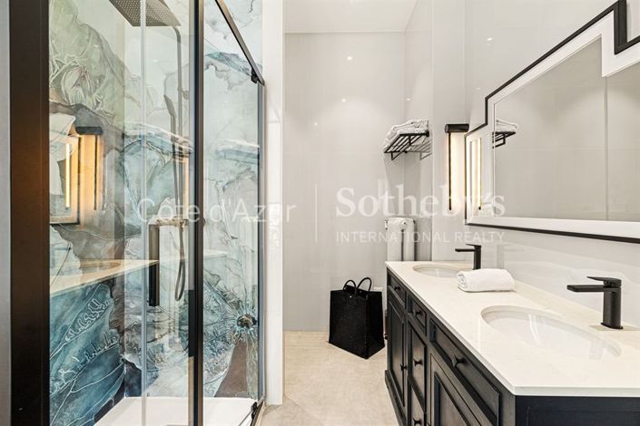 Image No.14-5 Bed House for sale