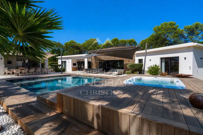 Image No.4-4 Bed House for sale