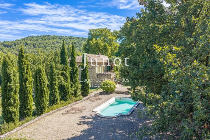Image No.18-6 Bed House for sale
