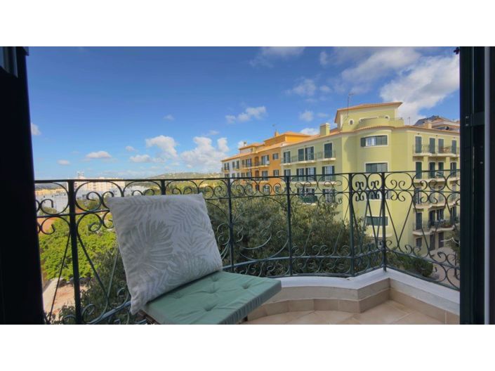 Image No.22-3 Bed Apartment for sale