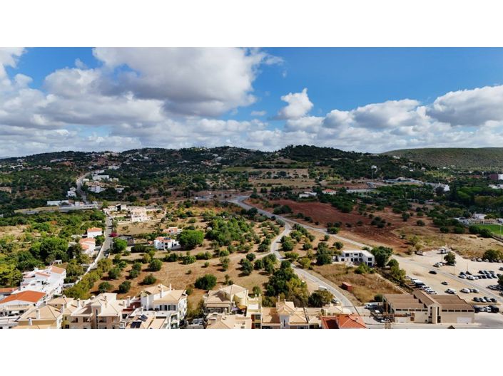 Image No.32-3 Bed Apartment for sale