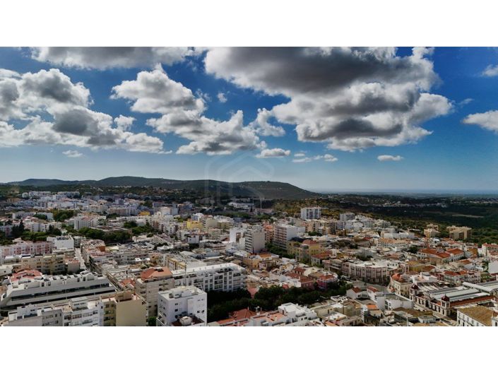 Image No.34-3 Bed Apartment for sale
