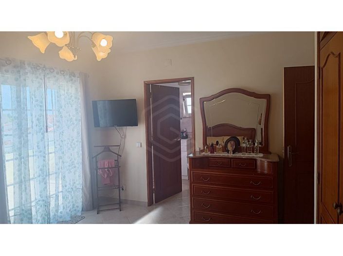 Image No.13-4 Bed House for sale