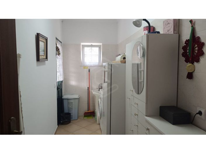 Image No.26-4 Bed House for sale