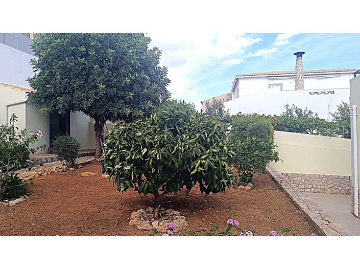 Image No.33-4 Bed House for sale