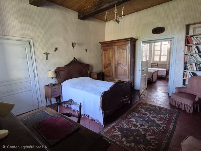Image No.17-6 Bed House for sale