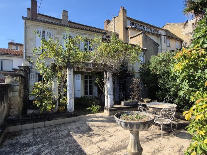 Image No.26-6 Bed House for sale