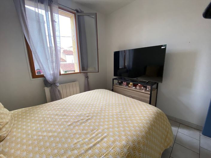 Image No.11-2 Bed House for sale