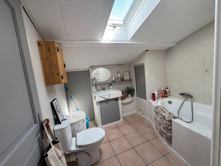 Image No.17-4 Bed House for sale