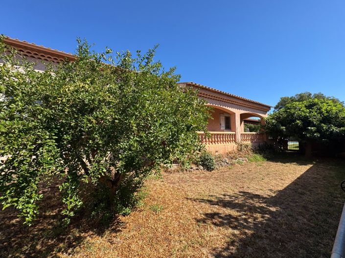 Image No.20-4 Bed House for sale