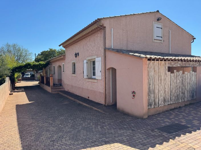 Image No.4-4 Bed House for sale