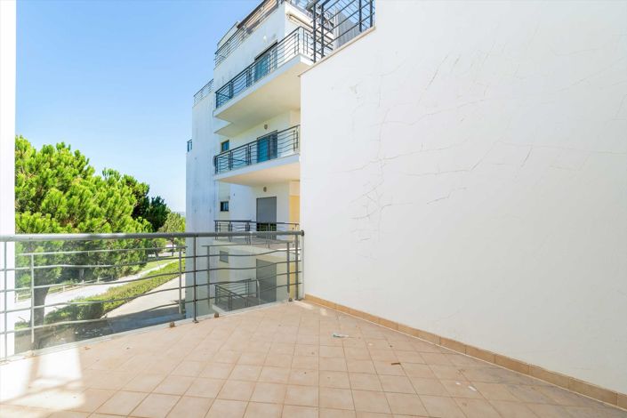 Image No.18-3 Bed Apartment for sale
