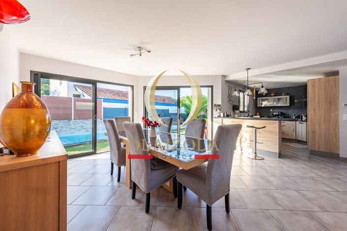 Image No.4-3 Bed House for sale