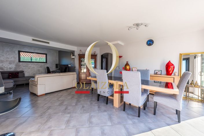 Image No.5-3 Bed House for sale